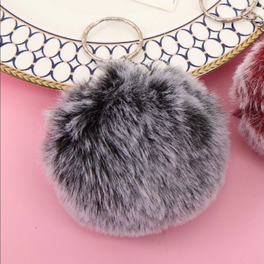 Fuzzy Gray Pom-Pom Keychain-Large 